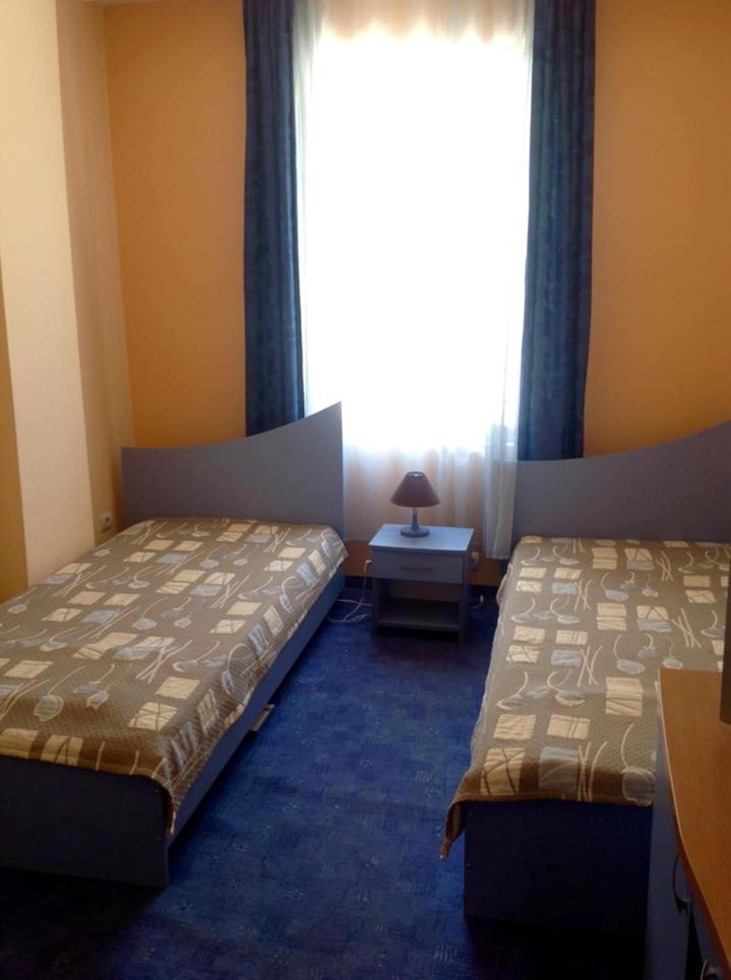 Hotel Shterev Sopot Rum bild