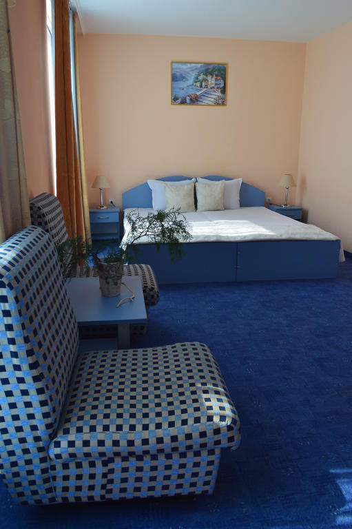 Hotel Shterev Sopot Exteriör bild